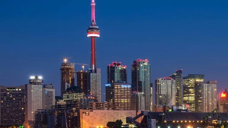 트럼프, 캐나다 보복 관세